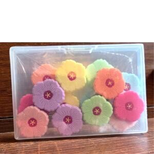 Food Grade Silicone Flower with stamen Focal Beads 14 New in Sealed Package